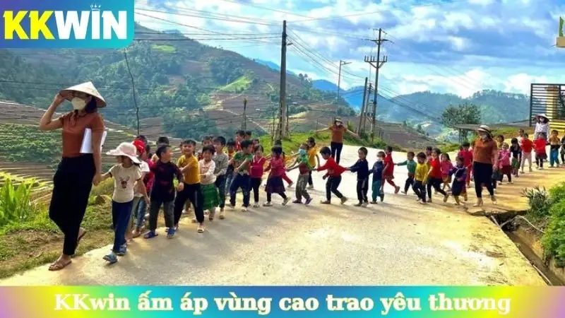 KKwin ấm áp vùng cao trao yêu thương, san sẻ với cộng đồng